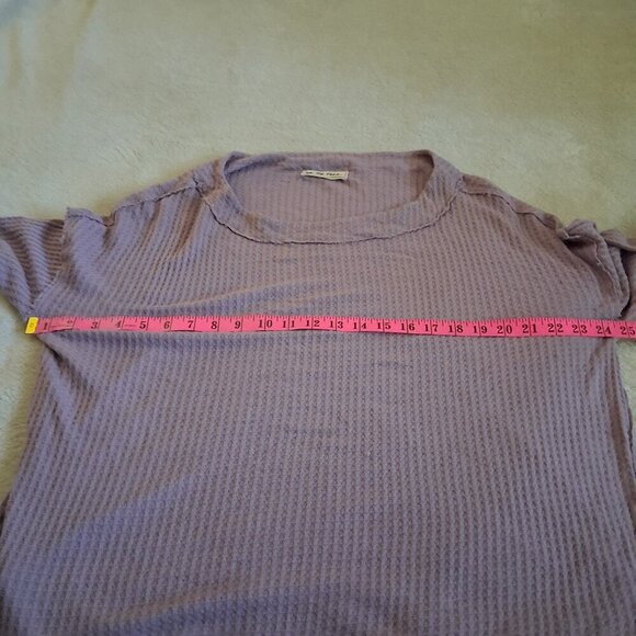 We the Free Women's Size XS Purple Thermal Long Sleeve Oversized Boho Shirt - Picture 8 of 9